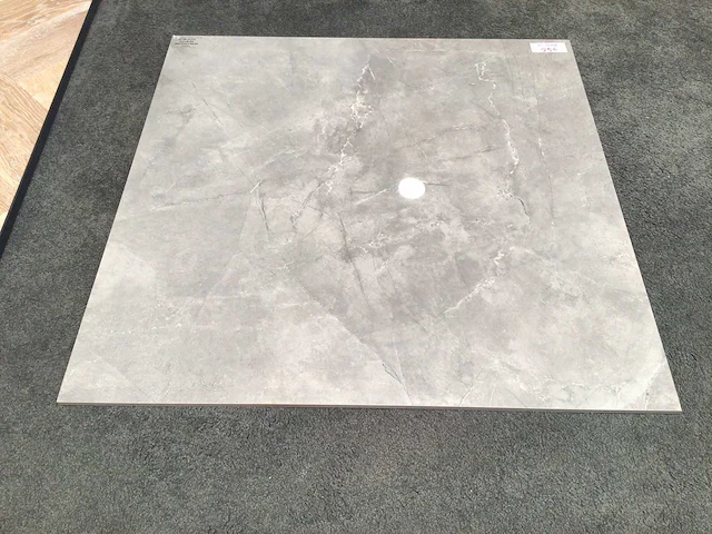Kutahya royal pulpis grijs gepolijst vloertegel 80x80 cm 61,44 m² - afbeelding 4 van  4