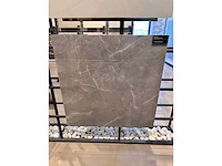 Kutahya royal pulpis grijs gepolijst vloertegel 80x80 cm 61,44 m² - afbeelding 3 van  5