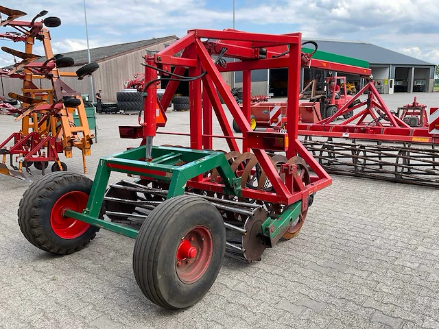 Kverneland 200 cm vorenpakker - afbeelding 10 van  11