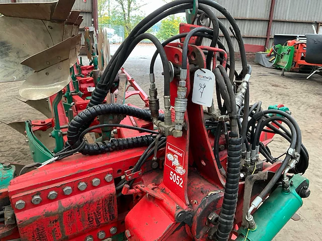 Kverneland eg 100 4-schaar ploeg - afbeelding 9 van  25