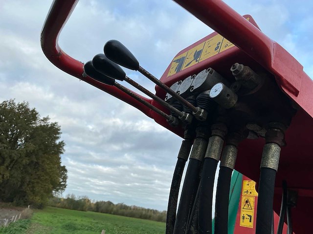 Kverneland kidd 832 stroblazer - afbeelding 15 van  23