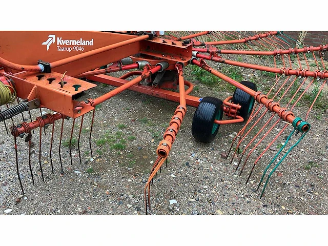 Kverneland taarup 9046 - afbeelding 10 van  11