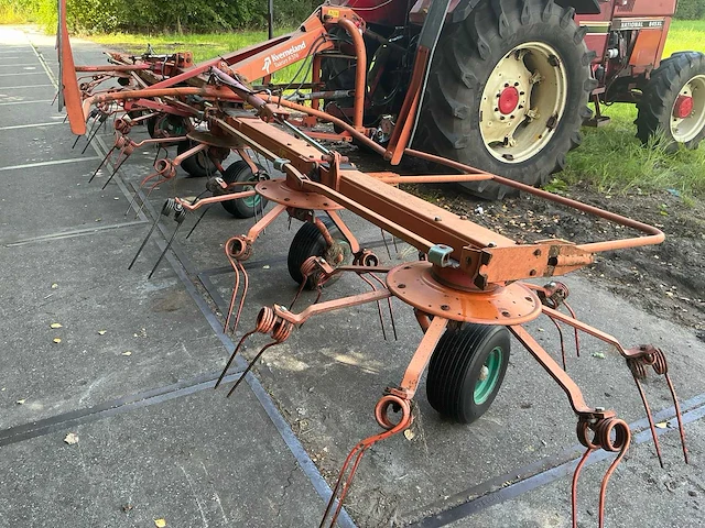 Kverneland taarup8076 - afbeelding 1 van  25