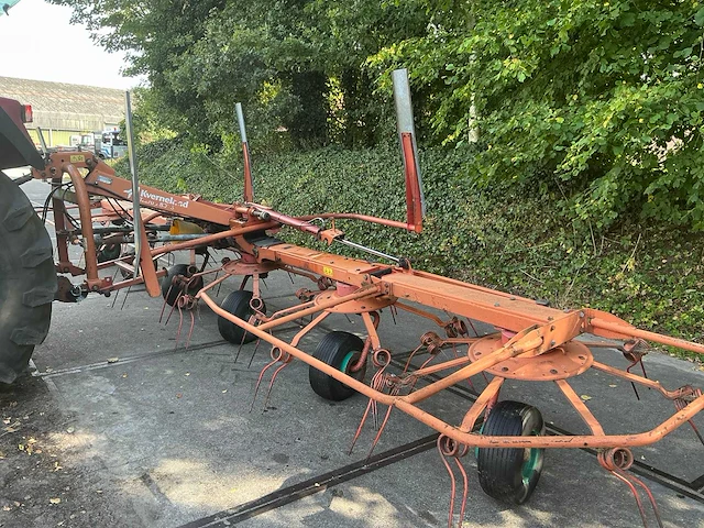 Kverneland taarup8076 - afbeelding 20 van  25