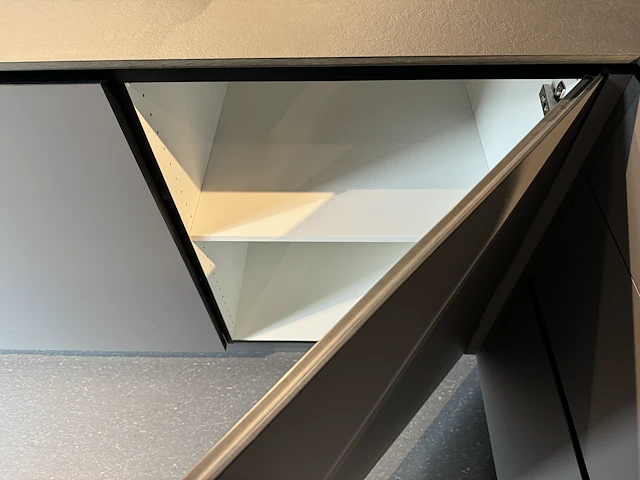 Kvik - showroomkeuken - afbeelding 10 van  43