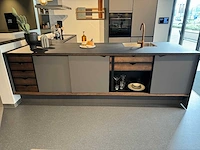 Kvik - showroomkeuken - afbeelding 12 van  43