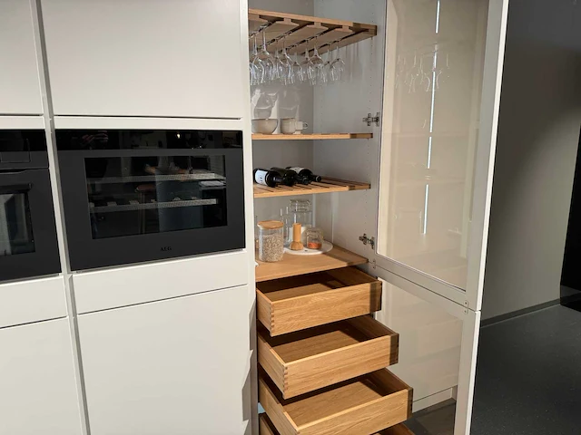 Kvik - showroomkeuken - afbeelding 24 van  38