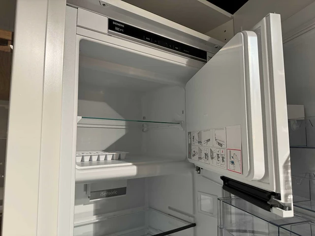 Kvik - showroomkeuken - afbeelding 28 van  38