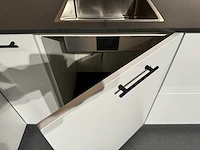 Kvik - showroomkeuken - afbeelding 14 van  32