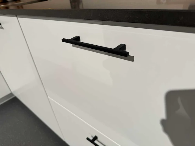 Kvik - showroomkeuken - afbeelding 25 van  32