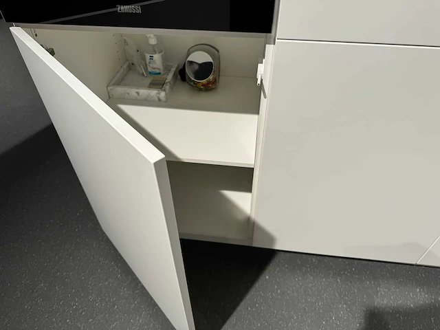 Kvik - showroomkeuken - afbeelding 29 van  32