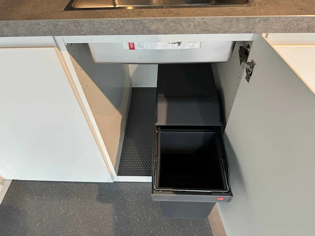 Kvik - showroomkeuken - afbeelding 14 van  29