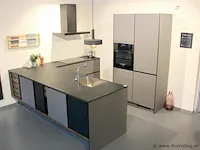 Kvik eilandkeuken met apparatenwand model prato