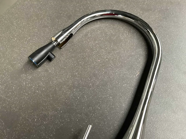 Kwc eve keukenkraan met led-verlichting kleur rvs - afbeelding 2 van  5