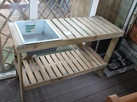 Kweektafel v.v. zinken kweekbak. afmeting 122 x 48 x 82 cm. - afbeelding 1 van  2