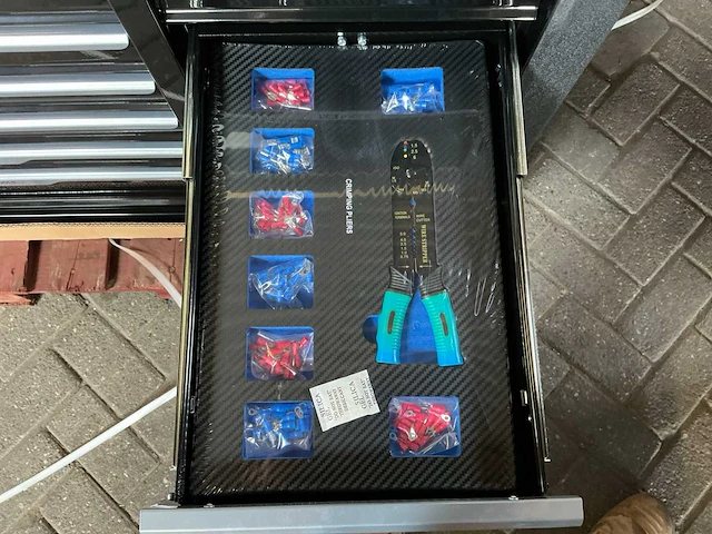 Kwtools gevulde gereedschapswagen nieuw in doos - afbeelding 6 van  17