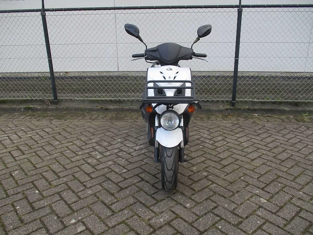 Kymco - bezorg bromscooter - agility carry - scooter - afbeelding 5 van  11