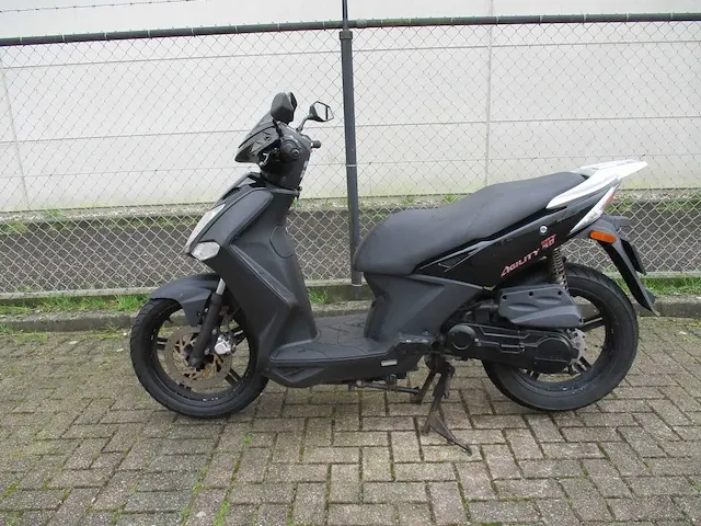 Kymco - bromscooter - agility - scooter - afbeelding 1 van  9