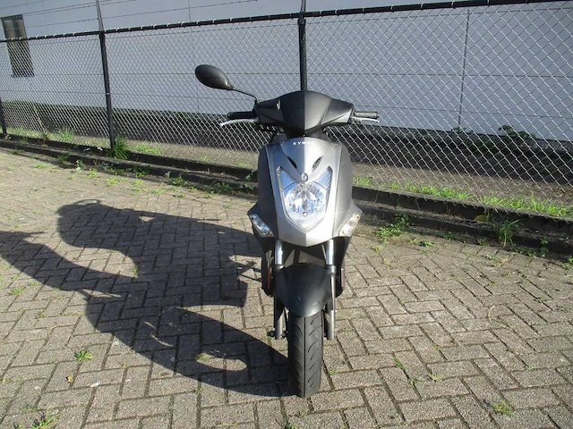 Kymco - bromscooter - agility - scooter - afbeelding 5 van  11