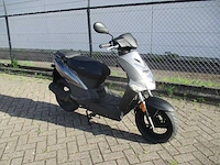 Kymco - bromscooter - agility - scooter - afbeelding 7 van  11
