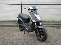 Kymco - bromscooter - agility 12- scooter - afbeelding 6 van  10