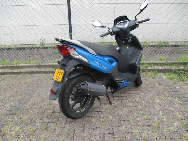 Kymco - bromscooter - agility 16" + - scooter - afbeelding 7 van  10