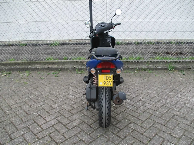Kymco - bromscooter - agility 50 - scooter - afbeelding 10 van  11