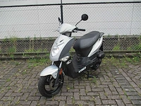 Kymco - bromscooter - agility 50 - scooter - afbeelding 5 van  12