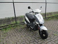 Kymco - bromscooter - agility 50 - scooter - afbeelding 8 van  12