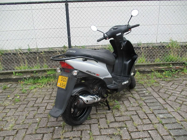 Kymco - bromscooter - agility 50 - scooter - afbeelding 10 van  12