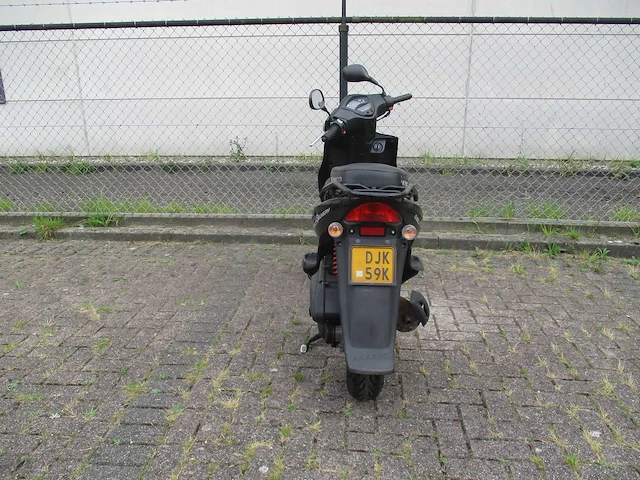 Kymco - bromscooter - agility carry - scooter - afbeelding 8 van  11