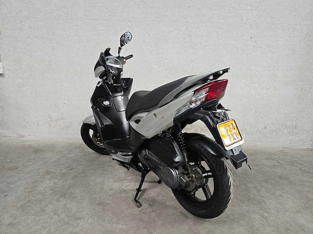 Kymco - bromscooter - agility city 16 - 4t 45km uitvoering f387xv - afbeelding 6 van  9