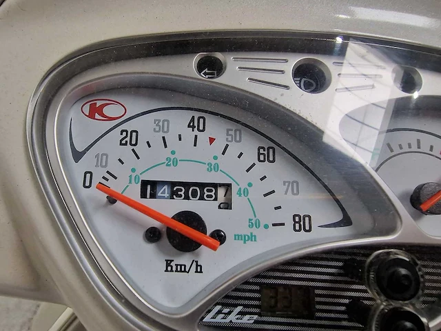 Kymco - bromscooter - like - 4t 45km uitvoering ddx12g - afbeelding 7 van  7