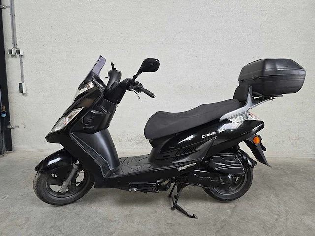 Kymco - bromscooter - new dink - 4t 45km uitvoering f625hl - afbeelding 1 van  7