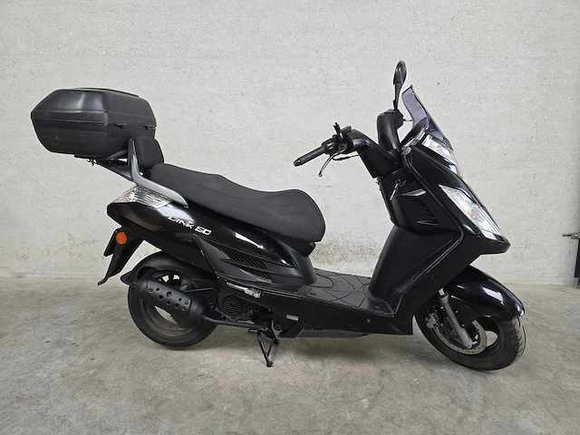 Kymco - bromscooter - new dink - 4t 45km uitvoering f625hl - afbeelding 2 van  7