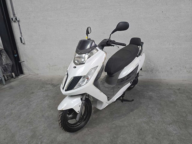 Kymco - bromscooter - new dink - 4t 45km uitvoering fv448b - afbeelding 2 van  7