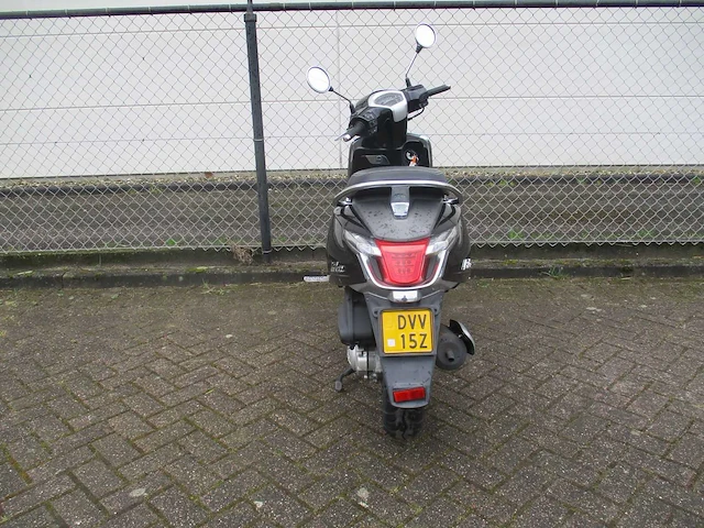 Kymco - bromscooter - new like injectie - scooter - afbeelding 10 van  11