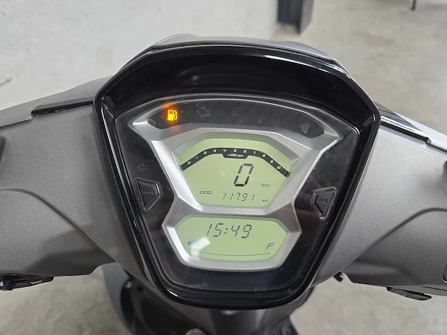 Kymco - bromscooter - new people s - 4t 45km uitvoering fbx77g - afbeelding 7 van  7