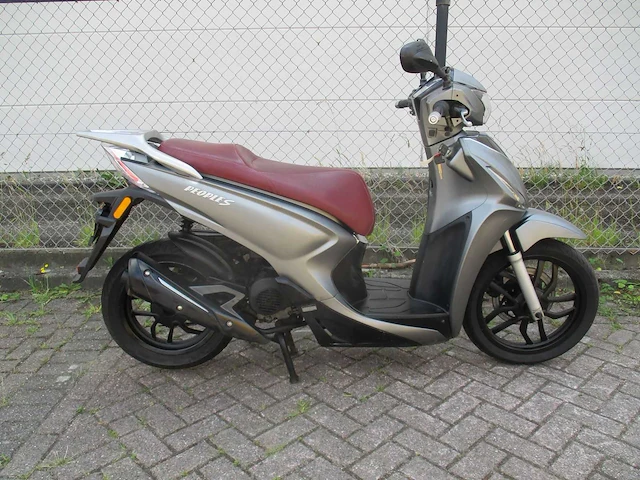 Kymco - bromscooter - new people s injectie - scooter - afbeelding 8 van  11