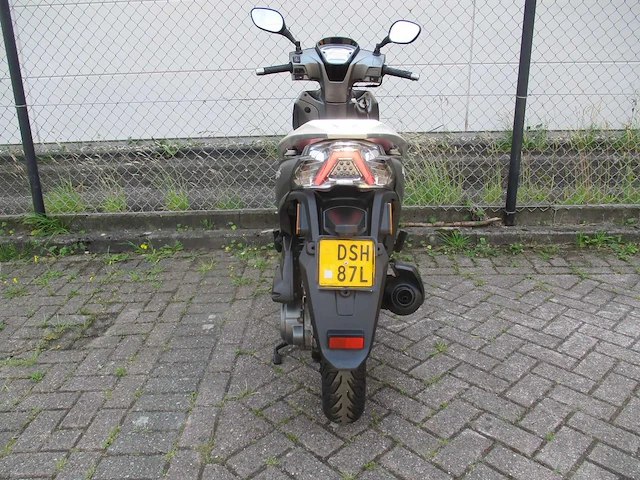 Kymco - bromscooter - new people s injectie - scooter - afbeelding 10 van  11
