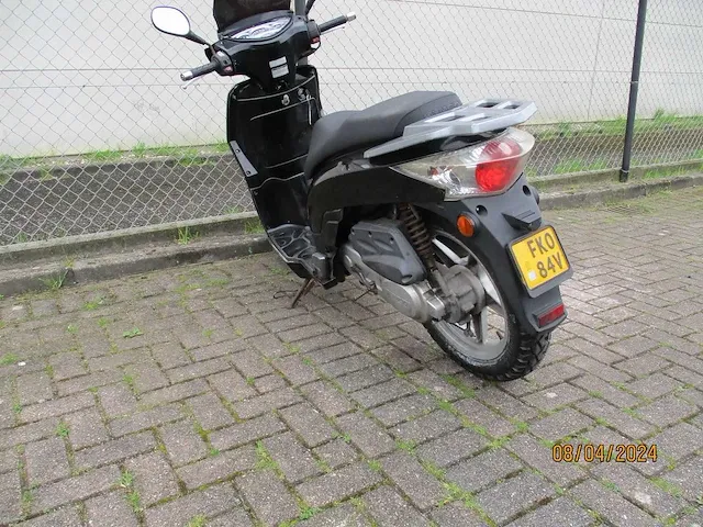 Kymco - bromscooter - people - scooter - afbeelding 2 van  11