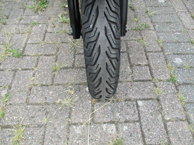Kymco - bromscooter - people s elegance - scooter - afbeelding 6 van  11