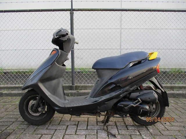 Kymco - bromscooter - sniper 50dd 2tact - scooter - afbeelding 1 van  9