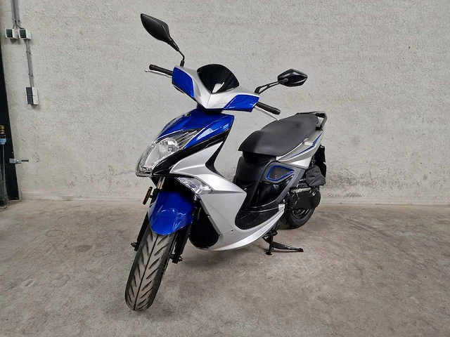 Kymco - bromscooter - super 8 street - 4t 45km uitvoering dxj14l - afbeelding 3 van  7