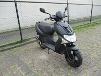 Kymco - bromscooter - super 9 air sport 70 cc 2 takt - scooter - afbeelding 7 van  11