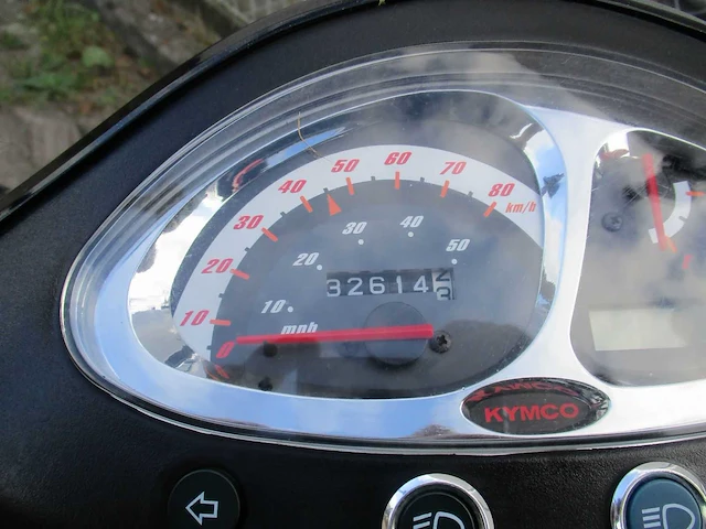 Kymco - bromscooter - vitality - scooter - afbeelding 11 van  11