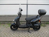 Kymco - bromscooter - vitality - scooter - afbeelding 1 van  11