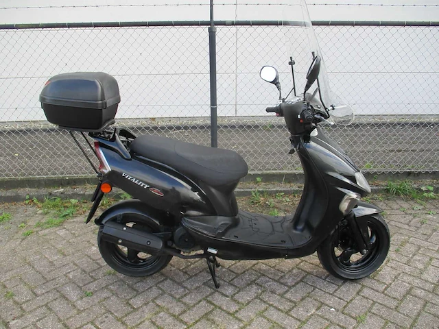 Kymco - bromscooter - vitality - scooter - afbeelding 6 van  11
