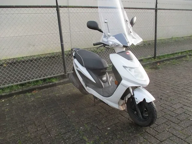 Kymco - bromscooter - vp 50 - scooter - afbeelding 4 van  9