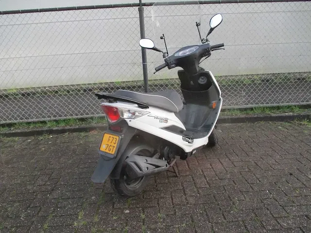 Kymco - bromscooter - vp 50 - scooter - afbeelding 6 van  9